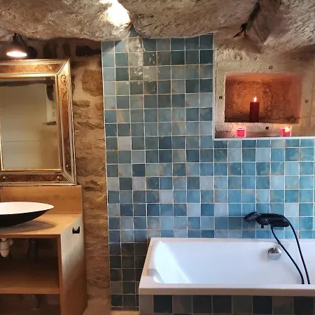 La Maison Medievale A Colombage En Quercy Tatil Evi Puylagarde