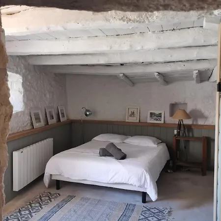 Holiday home La Maison Medievale A Colombage En Quercy Puylagarde
