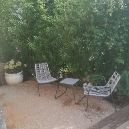 La Maison Medievale A Colombage En Quercy *